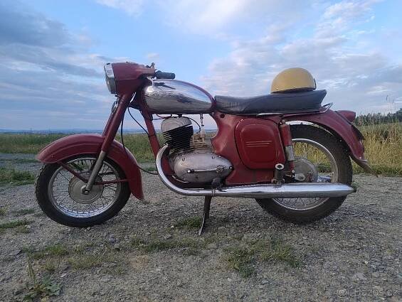 Jawa 250/559 panelka - Hodonín