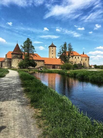 Hrad Švihov - tip na výlet - natáčela se zde scéna z pohádky Popelka | Ženy s.r.o.