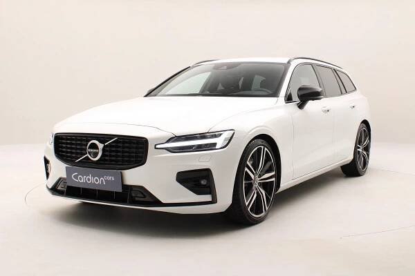 Volvo V60 B5 AWD R-DESIGN REZERVACE