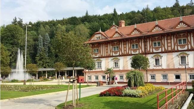 Lázně Luhačovice a Léčebné lázně Jáchymov rostou - Novinky