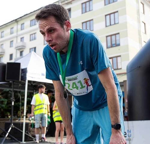 Tomáš Kožák a Lucie Staňková ovládli sokolovský čtvrtmaraton.