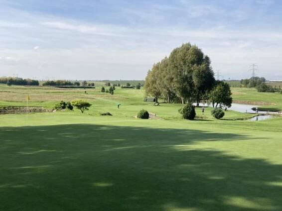 Golf Mstětice foto 2