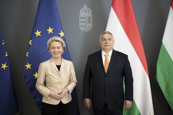 Týždeň v práve Rada Procházku: Smrť Bruselu, nech žije Budapešť!