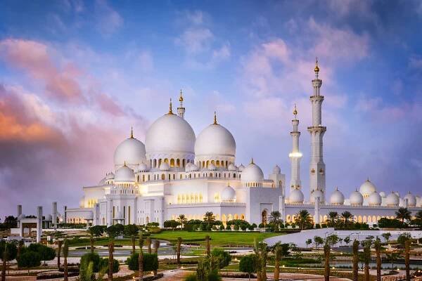 Abu Dhabi’s Sheikh Zayed Grand Mosque: Secrets of one of the world’s grand places of worship