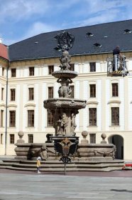 Česko: Velmoc úchvatných zámků a hradů, okouzlujících parků a interiérů i exteriérů