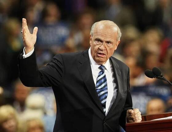 Former US Sen. Fred Thompson of Tennessee speaks at the 2008 Republican National Convention in St. Paul 
