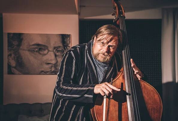 Der Kontrabass. Ein Klassiker in der Alten Münze