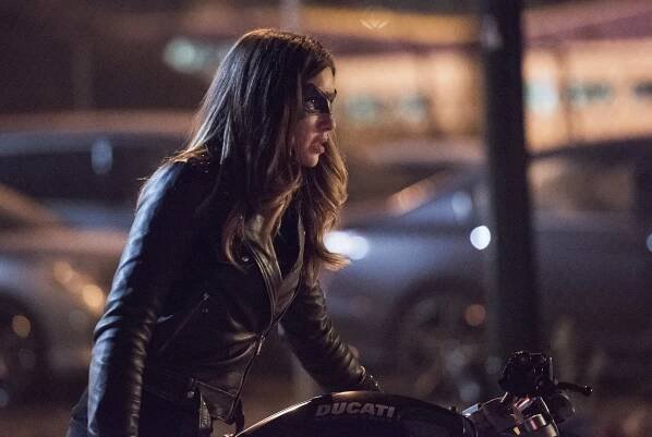 Arrow - Nebezpečné kontakty - Z filmu - Juliana Harkavy