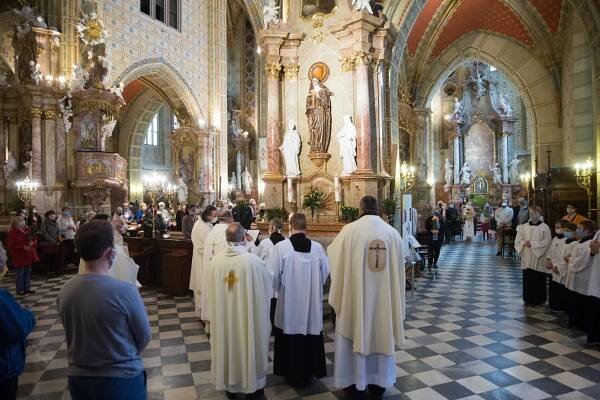 Augustiniánské opatství a farnost - Svátek sv. Rity a svěcení její nové sochy 22.5.2020