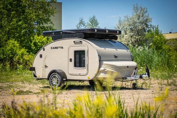 Caretta 1500 - se střešním stanem