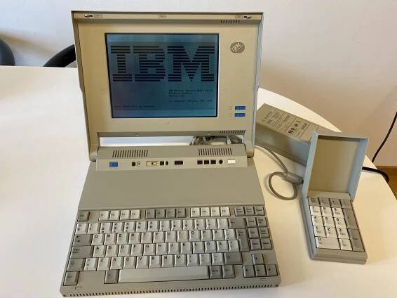 IBM PS/2 Model L40 SX