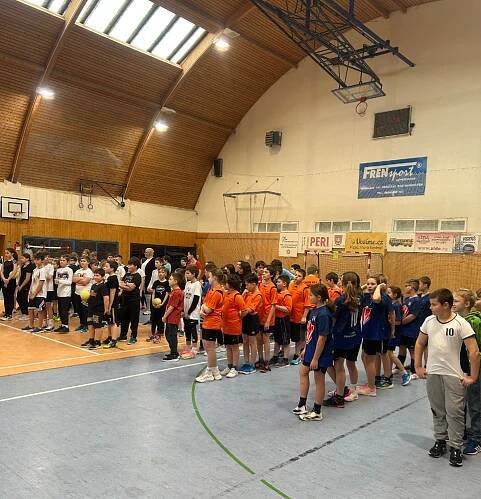 Házená v Kostelci na Hané - Oficiální stránka Základní a Mateřské školy Smržice