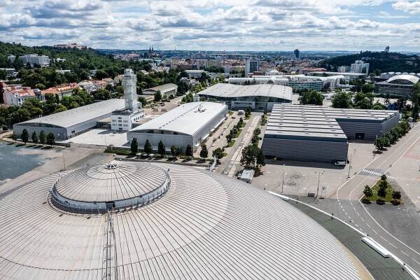Veletrhy Brno plánují snížit svou uhlíkovou stopu a šetřit energie. Spolupracovat budou s ČEZ ESCO