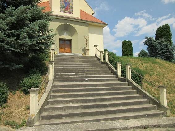 Prakšice - obec, která dala název vrchovině