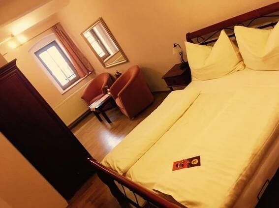 Pension & Restaurant Atmosféra, Loket | Hotel.cz