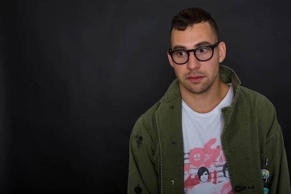 Portrait – Seattle Photographer Mat Hayward