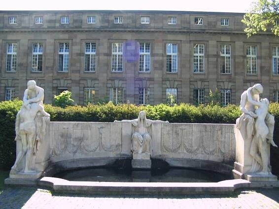 Schicksalsbrunnen (Stuttgart)