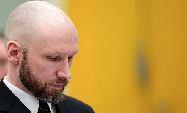 Anders Breivik u soudu