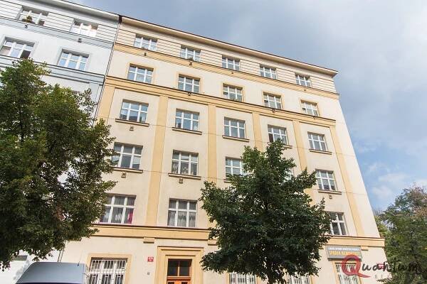 Pronájem bytu 3+1, Praha 3