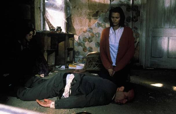 Past - Z filmu - Natasha Henstridge, Paul Ben-Victor