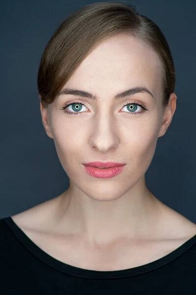 Elizaveta Maximová Headshot 03.JPG