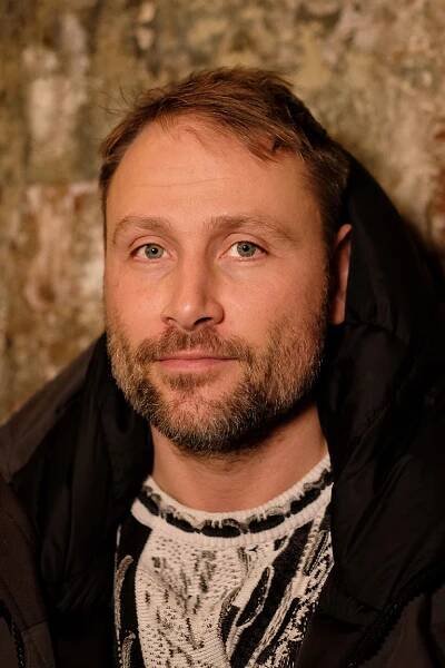 Max Riemelt – Official Website
