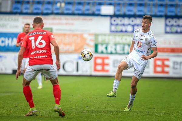 S Brnem za tři body! Dramatický duel rozhodl v závěru Vašulín | FC Hradec Králové