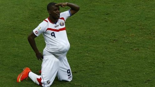 Kostarika skvostnou druhou půlí smetla bídnou Uruguay postrádající Suáreze
