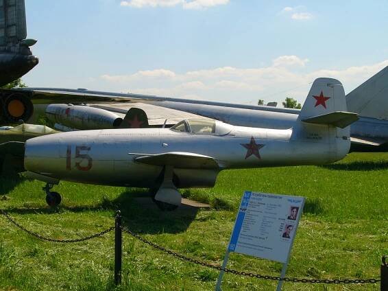 Jakovlev Jak-23