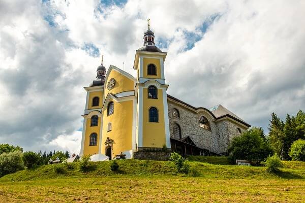 Kostel Nanebevzetí Panny Marie – Neratov v Orlických horách – Fotograf | Jaroslav Rumánek
