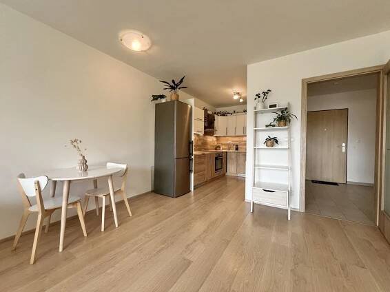 Prodej bytu 2+kk, Unhošť - Realitní makléř Praha 5 | Milan Břečka 