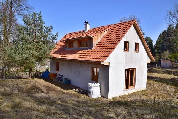 Prodej rodinného domu 121 m2, pozemek 1200 m2 Kamenný Malíkov (okr. Jindřichův Hradec) | REALITY PRORADOST s.r.o 
