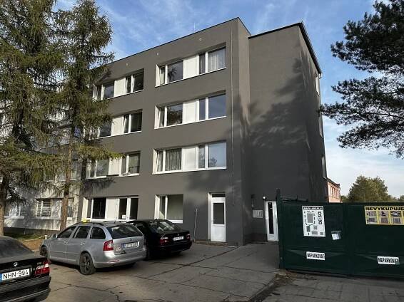 Pronájem ateliéru 1+kk 33 m², Wolkerova, Kladno - Ing. Adolf Cír, realitní specialista 