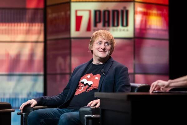 Byl to mladickej úlet: Lukáš Pavlásek konečně kápl božskou a přiznal, jak to bylo s jeho fejkovou svatbou