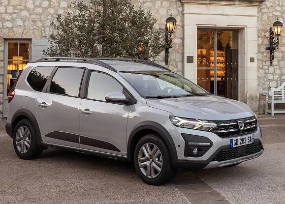 Mezi finalisty tuzemské ankety Auto roku v ČR je jen jeden elektromobil