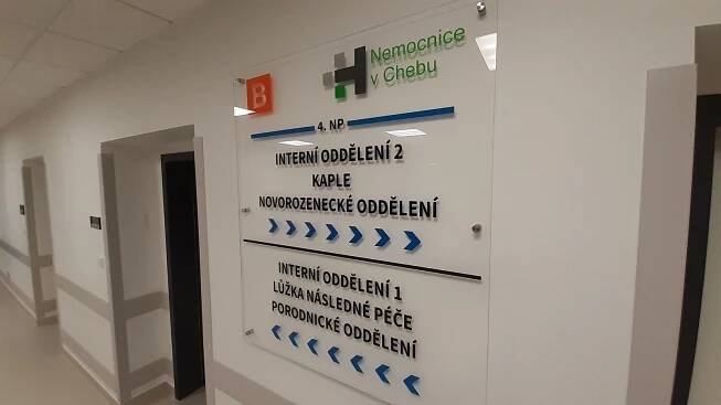 Chebská nemocnice má novou kapli pro modlitby i odpočinek