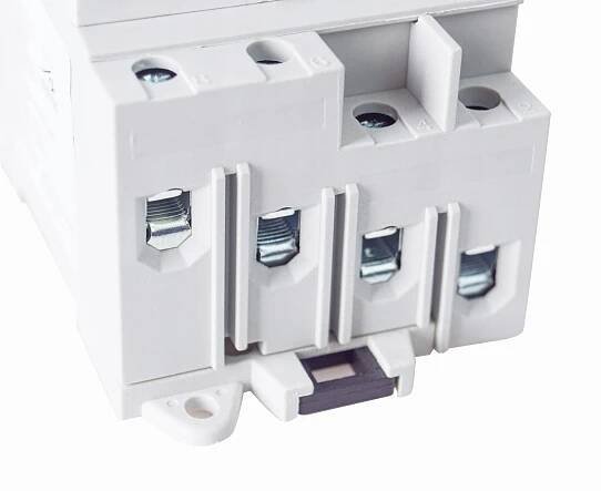 Odpojovač Hlavní tabulkový vypínač 32A 1200V DC za 954.00CZK - Allegro