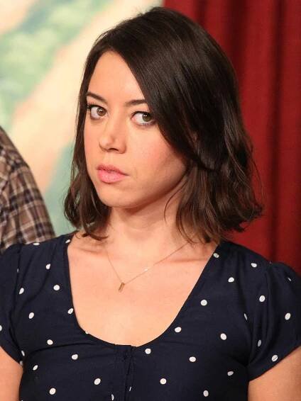 Aubrey Plaza attends the NBC 'Parks And Recreation' 100th Episode Celebration.