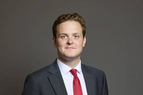 Labour MP Oliver Ryan suspended over WhatsApp group allegations