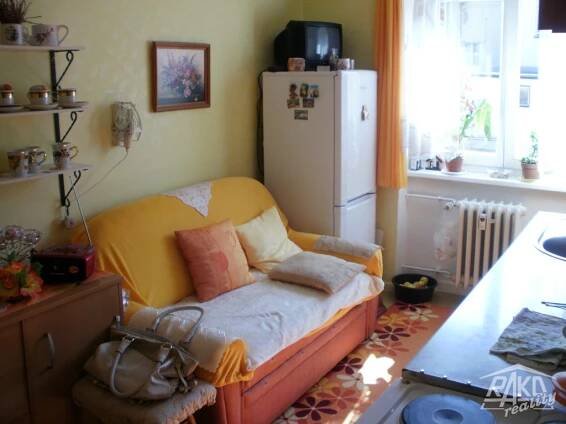 Prodej bytu 2+1 s balkonem | RAKO reality Trutnov