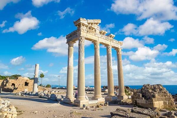 Výlety po Turecké riviéře: Pamukkale i delfíni, vyzvednutí ve vašem hotelu a český průvodce