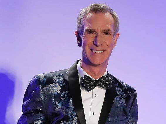 Bill Nye Is Begging You Not to Use Oil on Your Scalp — Interview