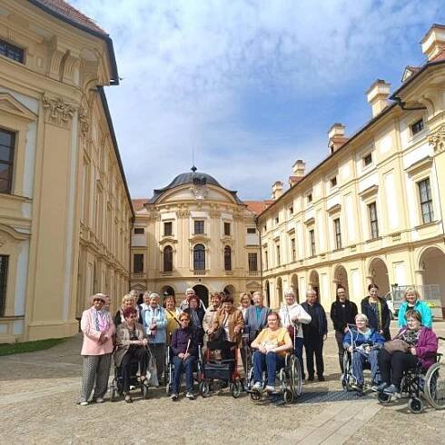Společné akce a výlety - Oficiální stránky Anvete senior