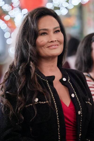 A Big Fat Family Christmas - Z filmu - Tia Carrere
