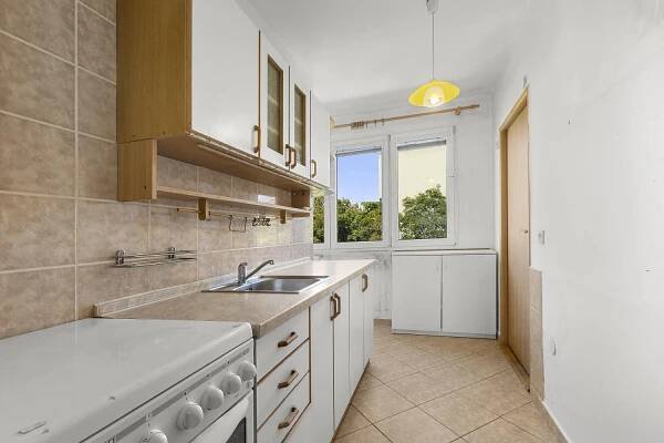 Prodej bytu 3+1 57 m², Kosmonautů, Pardubice - Polabiny