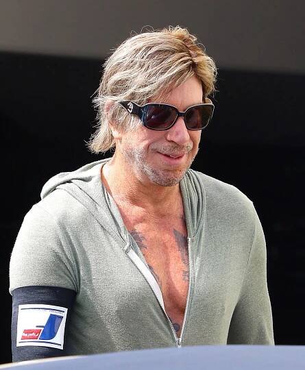 Tohle že je Mickey Rourke???