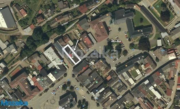 Obchodní dům v centru Lanškrouna. Už. pl. 704m2