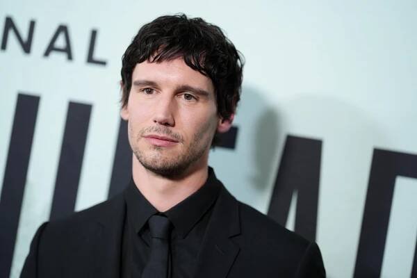 Cory Michael Smith at HBO's 
