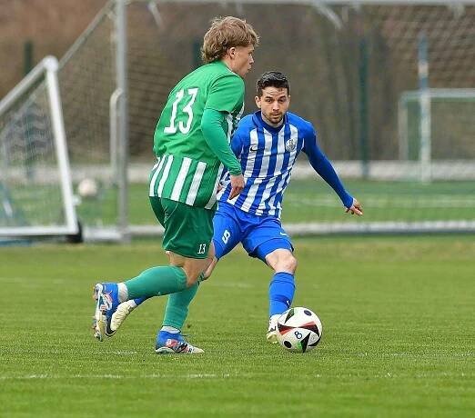 FK Ostrov – FK Meteor Praha VIII 2:0 (1:0).