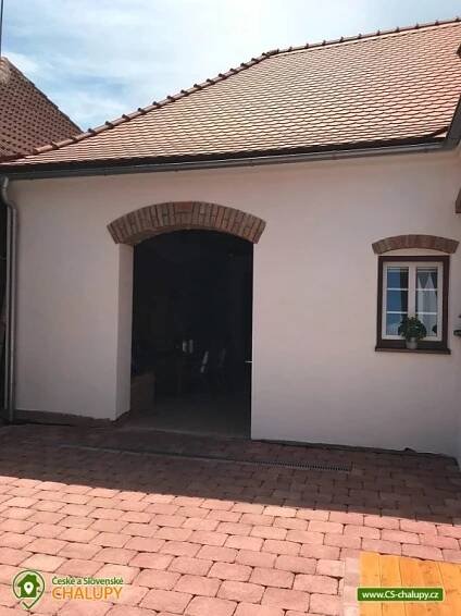 Chalupa s bazénem - apartmány Šatov - Znojmo (1M-154): CS chalupy, pronájem chaty a chalupy